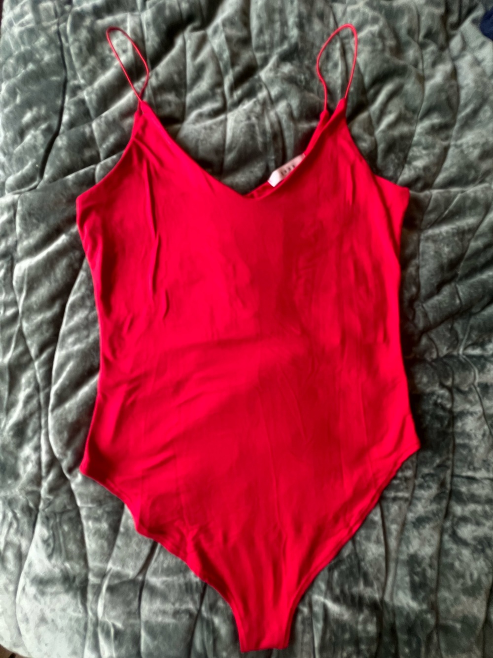 gaze Bright Red Sleeveless Top